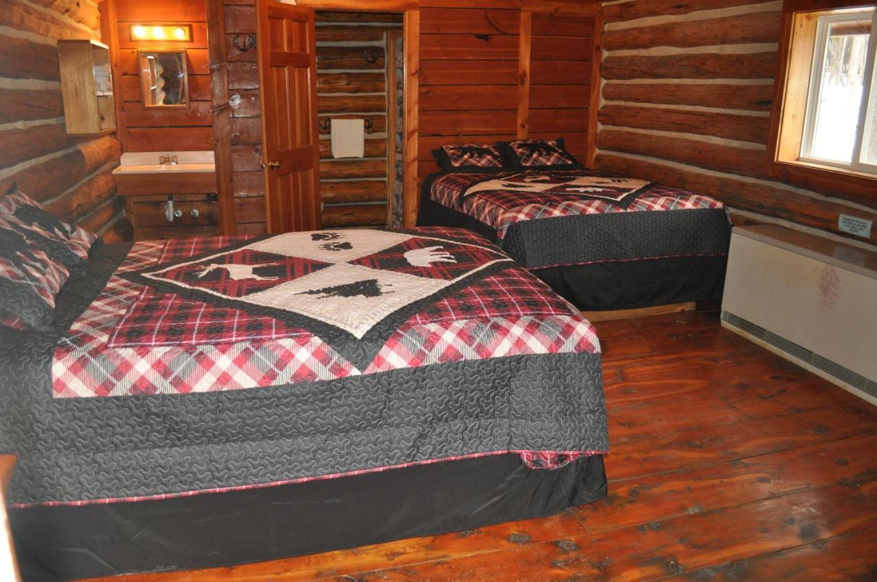 Crooked Creek Guest Ranch Hotell Dubois Exteriör bild