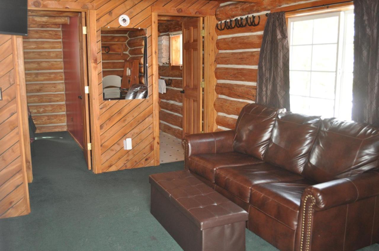 Crooked Creek Guest Ranch Hotell Dubois Exteriör bild