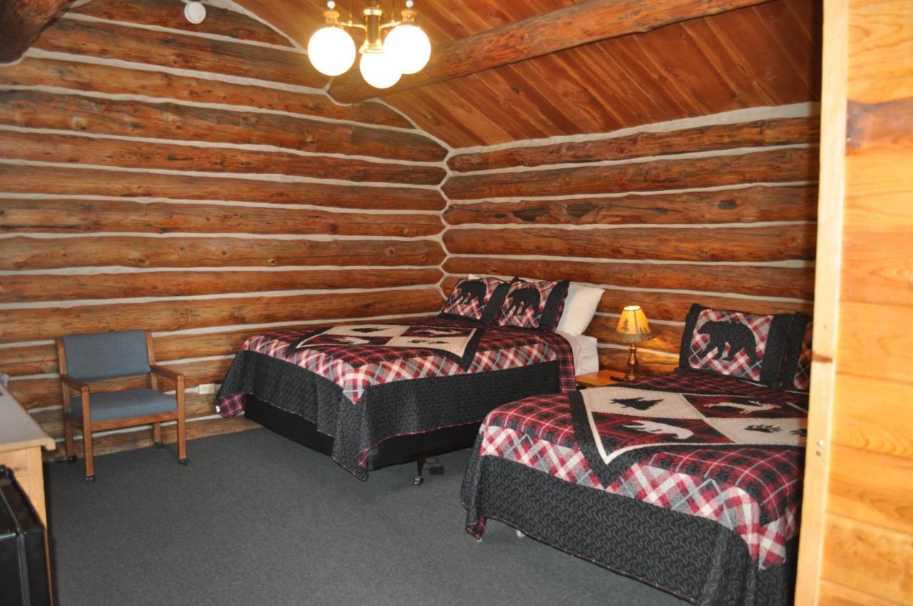 Crooked Creek Guest Ranch Hotell Dubois Exteriör bild